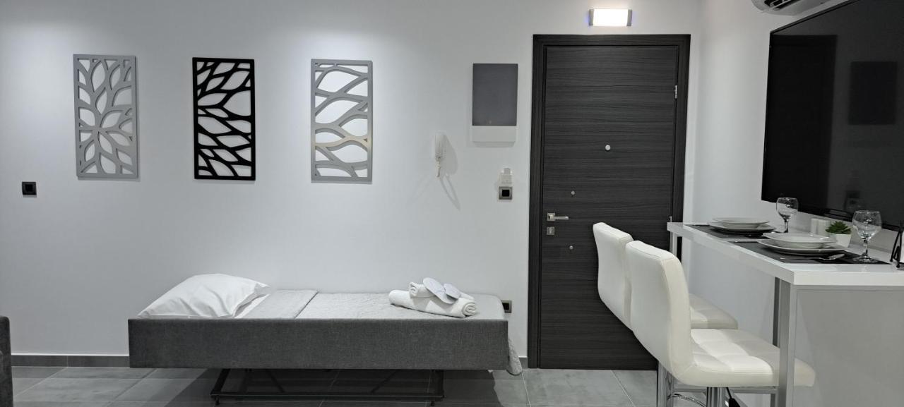 Km Luxury Apart Downtown Iraklio Exterior foto