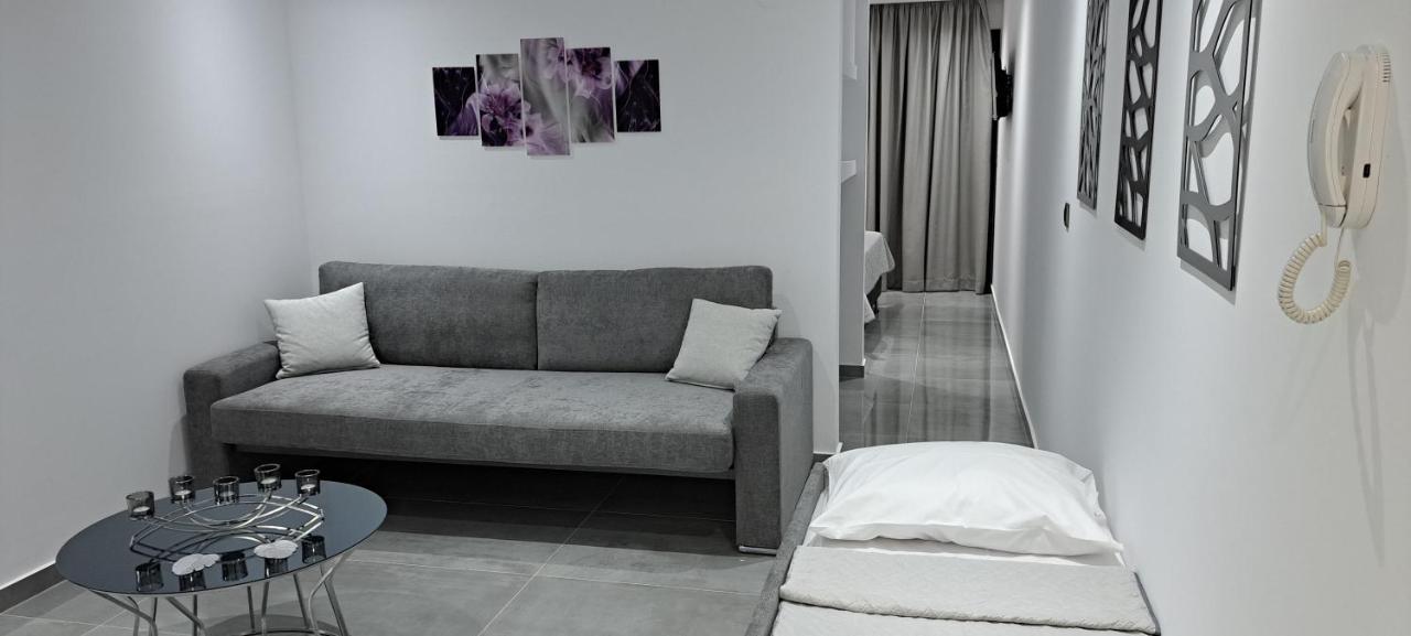 Km Luxury Apart Downtown Iraklio Exterior foto