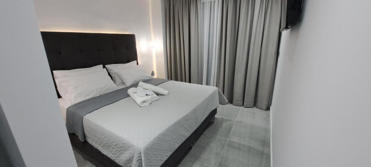 Km Luxury Apart Downtown Iraklio Exterior foto