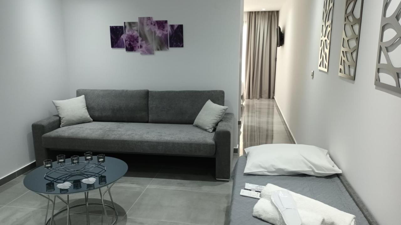 Km Luxury Apart Downtown Iraklio Exterior foto