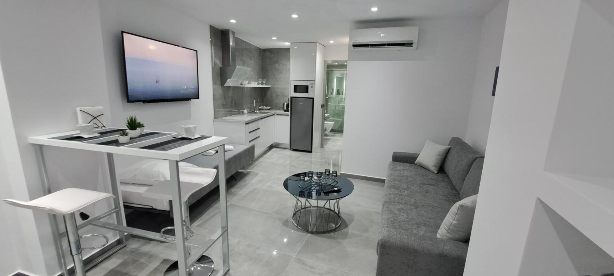 Km Luxury Apart Downtown Iraklio Exterior foto
