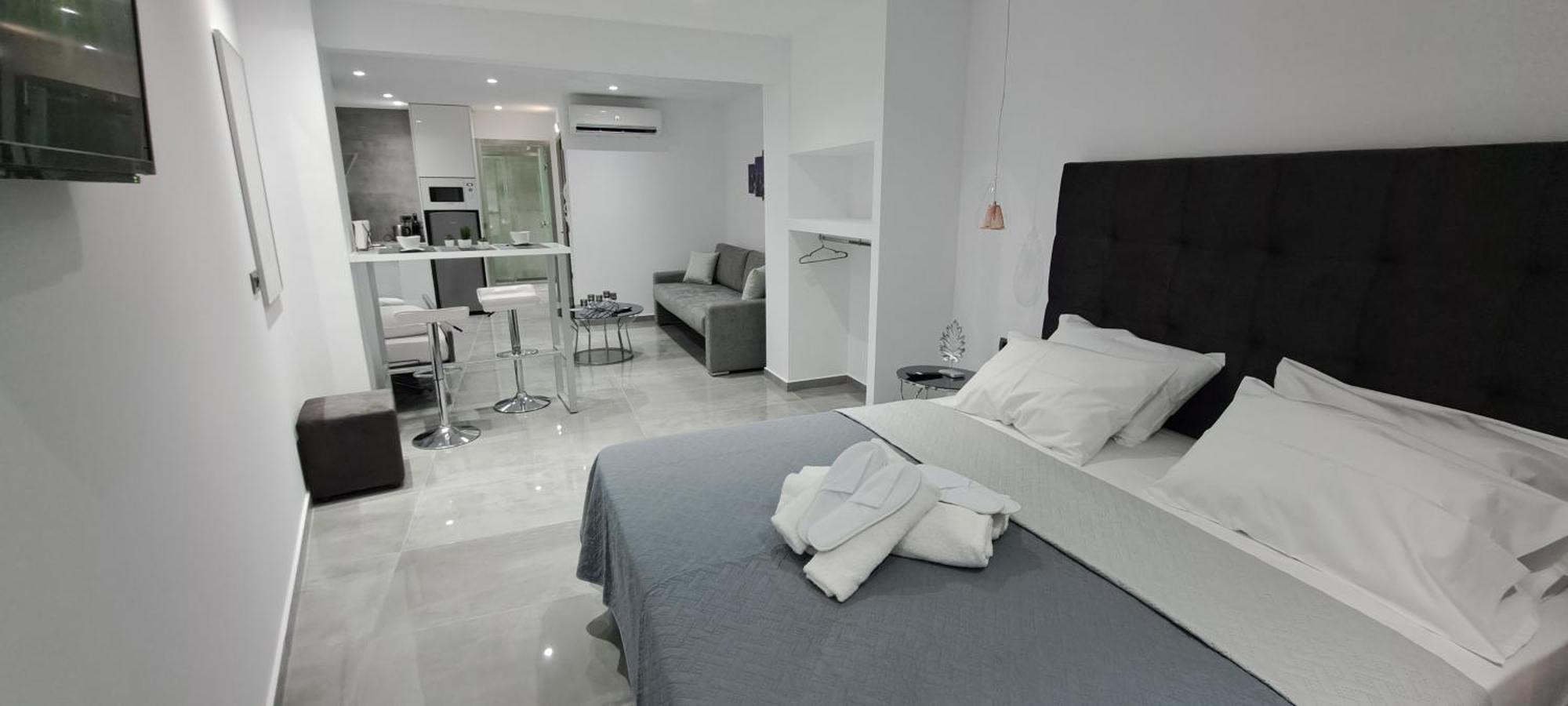 Km Luxury Apart Downtown Iraklio Exterior foto