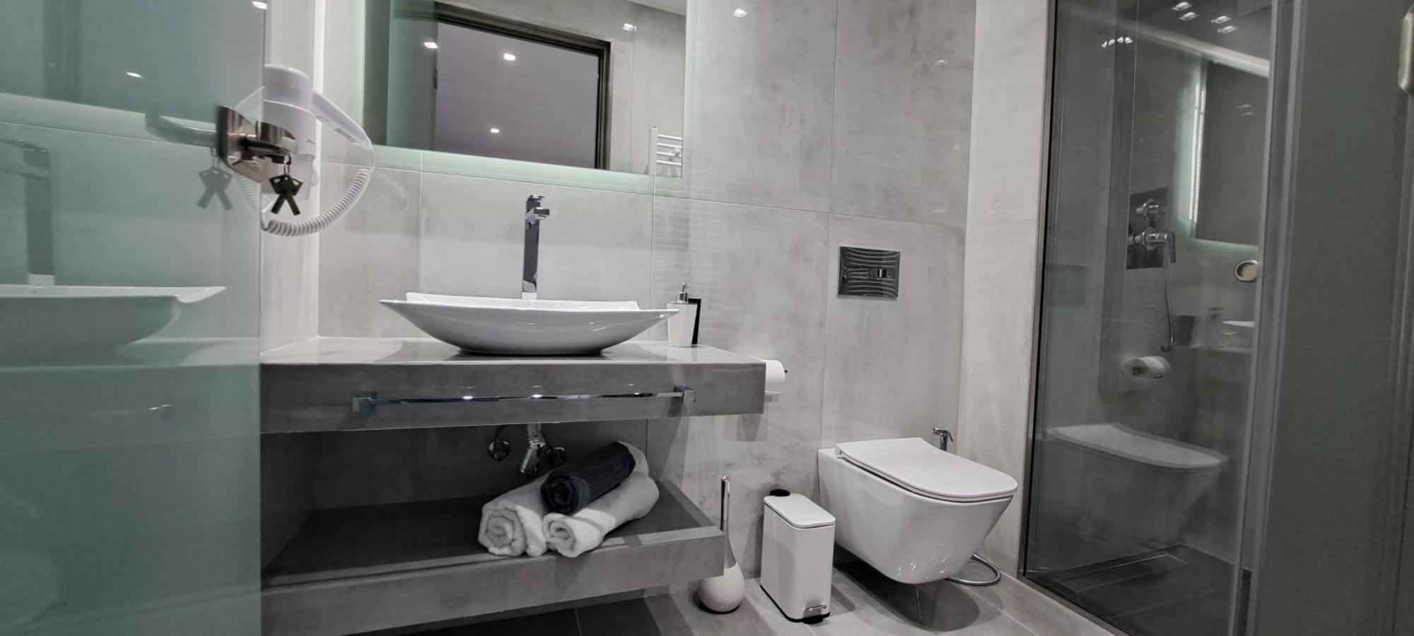 Km Luxury Apart Downtown Iraklio Exterior foto